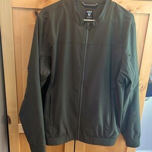 Lightweight stylish versatile Spring jacket! Wear it hiking,  or to dinner!